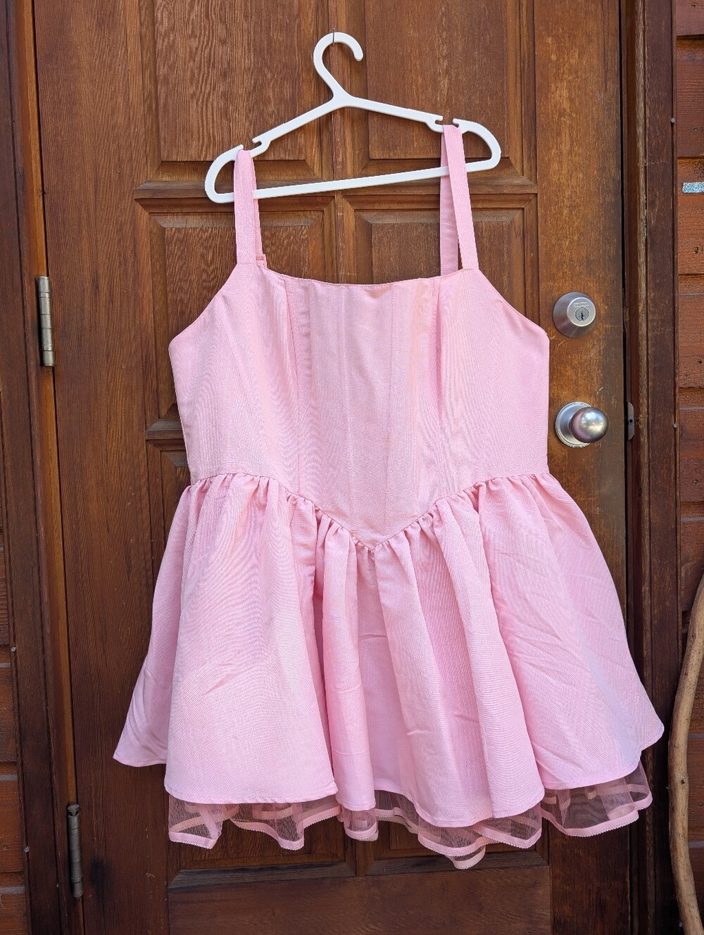 NWOT Corset Back Mini Dress w/ Built In Petticoat - Picture 6 of 10